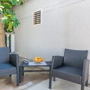 Ema Apartament